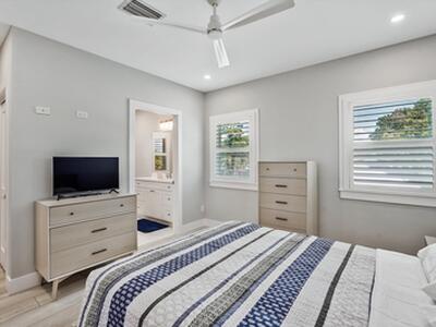 425 Hugh Street, Jupiter, FL 33458