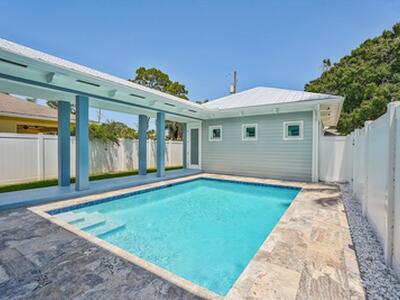 425 Hugh Street, Jupiter, FL 33458