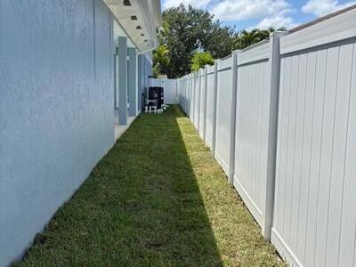 425 Hugh Street, Jupiter, FL 33458