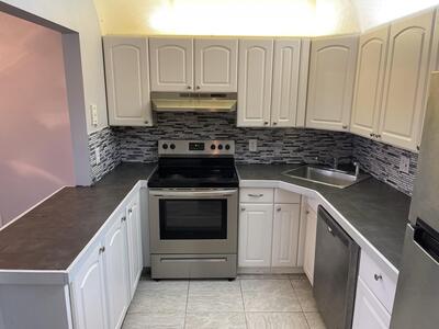 4975 Sable Pine Circle, West Palm Beach, FL 33417