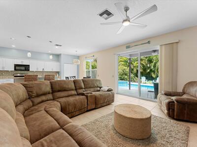 7061 Chesapeake Circle, Boynton Beach, FL 33436