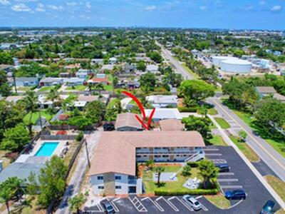525 S Broadway Street, Lantana, FL 33462