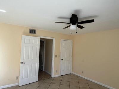 1581 Woodbridge Lakes Circle, West Palm Beach, FL 33406