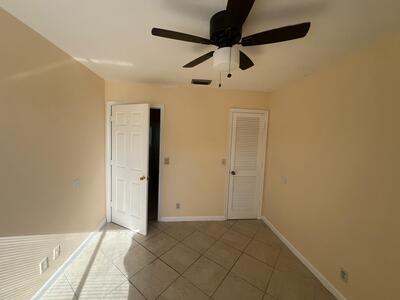 1581 Woodbridge Lakes Circle, West Palm Beach, FL 33406