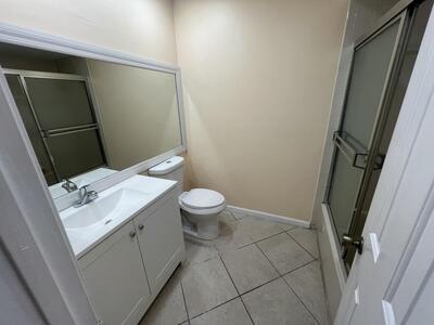 1581 Woodbridge Lakes Circle, West Palm Beach, FL 33406