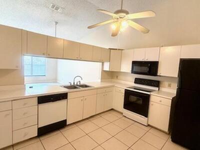 2844 Stoneway D Lane, Fort Pierce, FL 34982