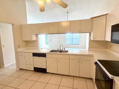 2844 Stoneway D Lane, Fort Pierce, FL 34982