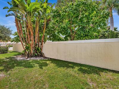 36 Monterey Pointe Drive, Palm Beach Gardens, FL 33418