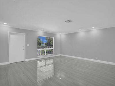 2755 NE 28th Avenue, Lighthouse Point, FL 33064