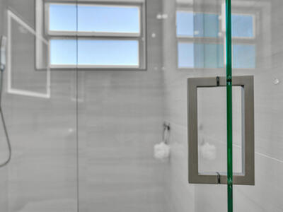 2755 NE 28th Avenue, Lighthouse Point, FL 33064