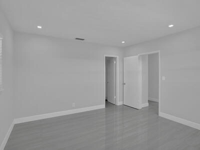 2755 NE 28th Avenue, Lighthouse Point, FL 33064