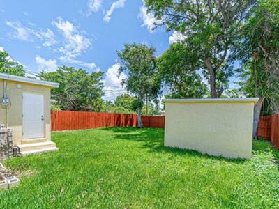 311 SW 7th Avenue, Delray Beach, FL 33444