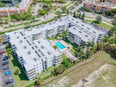 3000 E Sunrise Lakes Dr Drive E