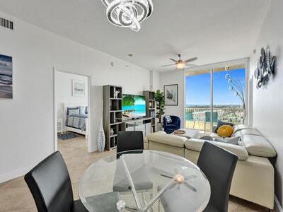 625 Casa Loma Boulevard, Boynton Beach, FL 33435