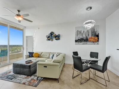 625 Casa Loma Boulevard, Boynton Beach, FL 33435