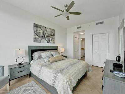 625 Casa Loma Boulevard, Boynton Beach, FL 33435