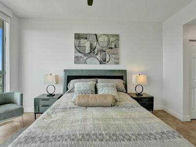 625 Casa Loma Boulevard, Boynton Beach, FL 33435