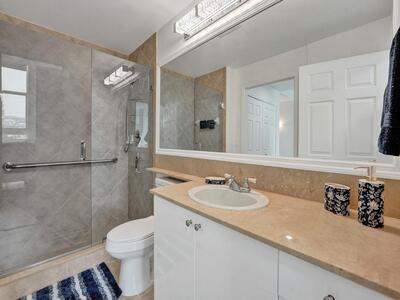 625 Casa Loma Boulevard, Boynton Beach, FL 33435