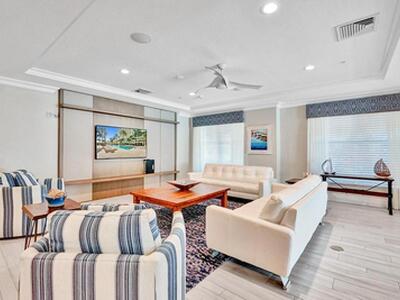 625 Casa Loma Boulevard, Boynton Beach, FL 33435