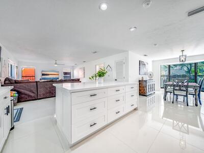 14491 Autumn Avenue, Wellington, FL 33414