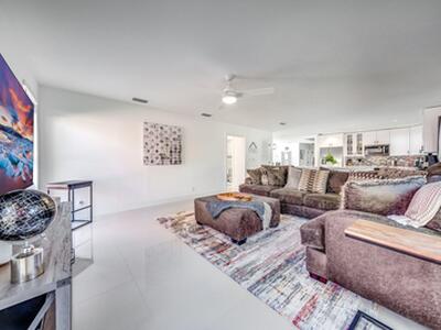 14491 Autumn Avenue, Wellington, FL 33414