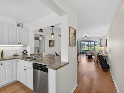 12790 Briarlake 103 Drive, Palm Beach Gardens, FL 33418