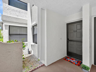 12790 Briarlake 103 Drive, Palm Beach Gardens, FL 33418