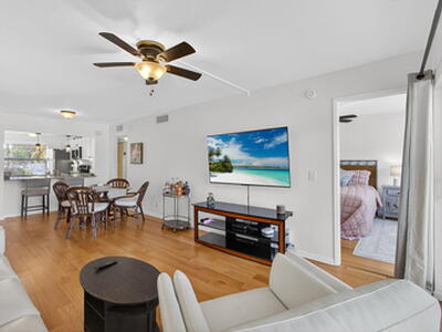 12790 Briarlake 103 Drive, Palm Beach Gardens, FL 33418