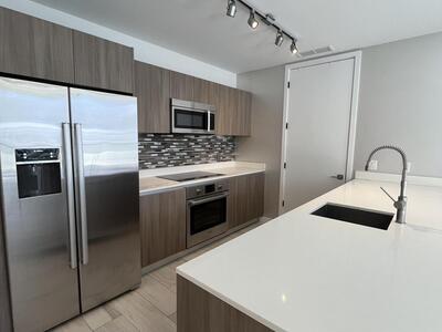 201 SW 17th Road, Miami, FL 33129