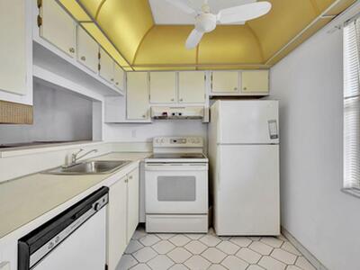 9300 Lime Bay Boulevard, Tamarac, FL 33321