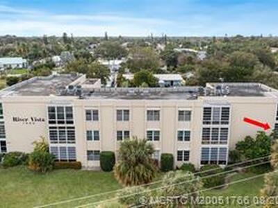 1950 NE Indian River Drive, Jensen Beach, FL 34957