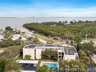 1950 NE Indian River Drive, Jensen Beach, FL 34957