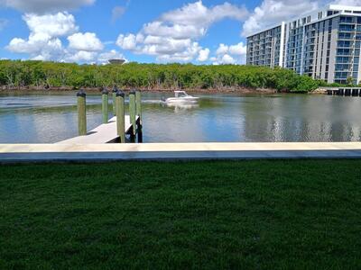 5520 N Ocean Boulevard, Ocean Ridge, FL 33435