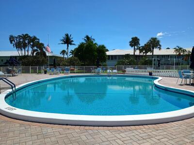 5520 N Ocean Boulevard, Ocean Ridge, FL 33435