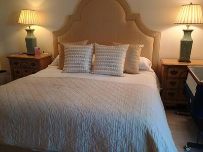 5520 N Ocean Boulevard, Ocean Ridge, FL 33435