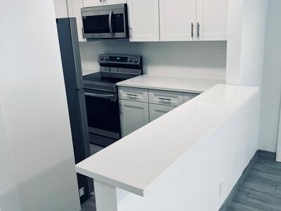 930 N 14 Court, Hollywood, FL 33020