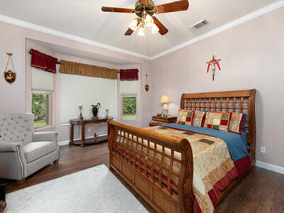 665 SW Lake Charles Circle, Port Saint Lucie, FL 34986