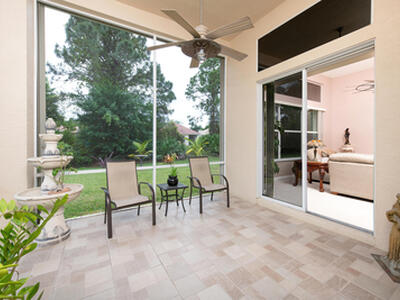 665 SW Lake Charles Circle, Port Saint Lucie, FL 34986