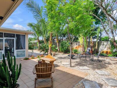 5811 NE 22nd Way, Fort Lauderdale, FL 33308