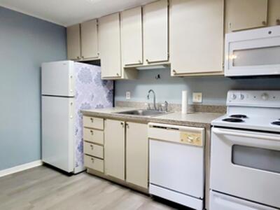 560 7th Place, Vero Beach, FL 32962