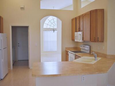 1913 SE Airoso Boulevard, Port Saint Lucie, FL 34984