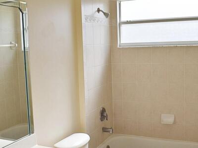 1913 SE Airoso Boulevard, Port Saint Lucie, FL 34984