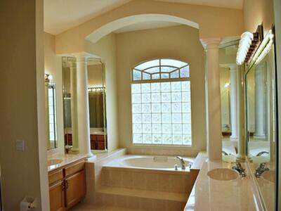 1913 SE Airoso Boulevard, Port Saint Lucie, FL 34984