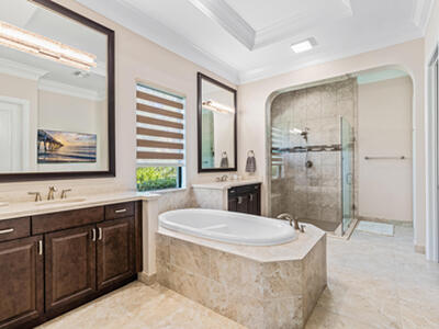 19240 SE Hidden Bridge Court, Jupiter, FL 33458