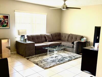 591 Normandy 'M', Delray Beach, FL 33484