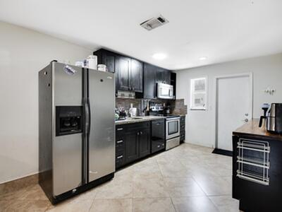 1945 NW 4th Avenue, Boca Raton, FL 33432