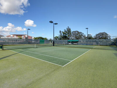 285 Markham M, Deerfield Beach, FL 33442