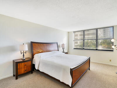 3400 N Ocean Drive, Singer Island, FL 33404