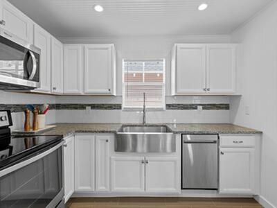 122 SE 7th Avenue, Delray Beach, FL 33483