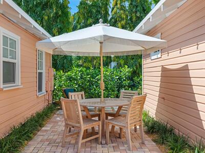 122 SE 7th Avenue, Delray Beach, FL 33483